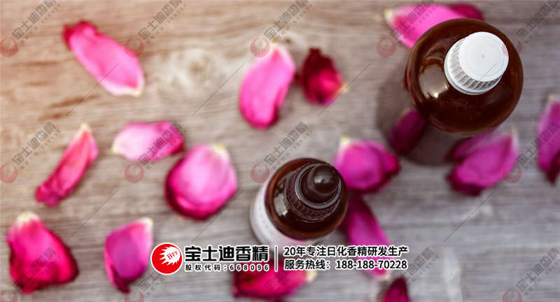 香水 香水