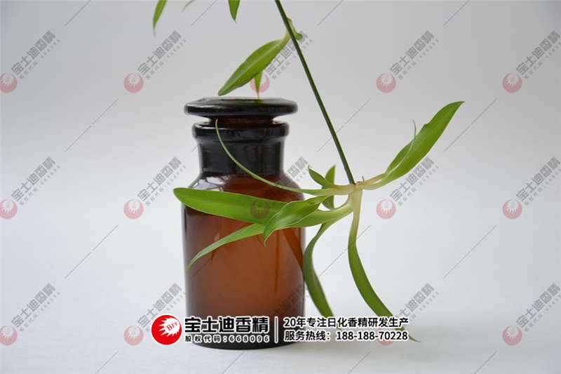 花露(lù)水(shuǐ)香(xiāng)精(jīng) 花露(lù)水香精