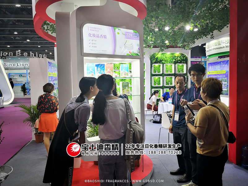 香蕉电影网香精公司展會吸引顧客參（cān）觀